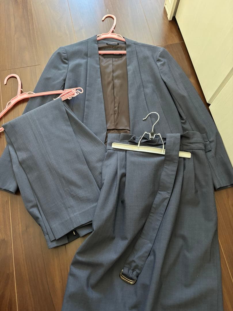 【3／18まで値下げ】D ノーラペル ジャケット　セットアップ