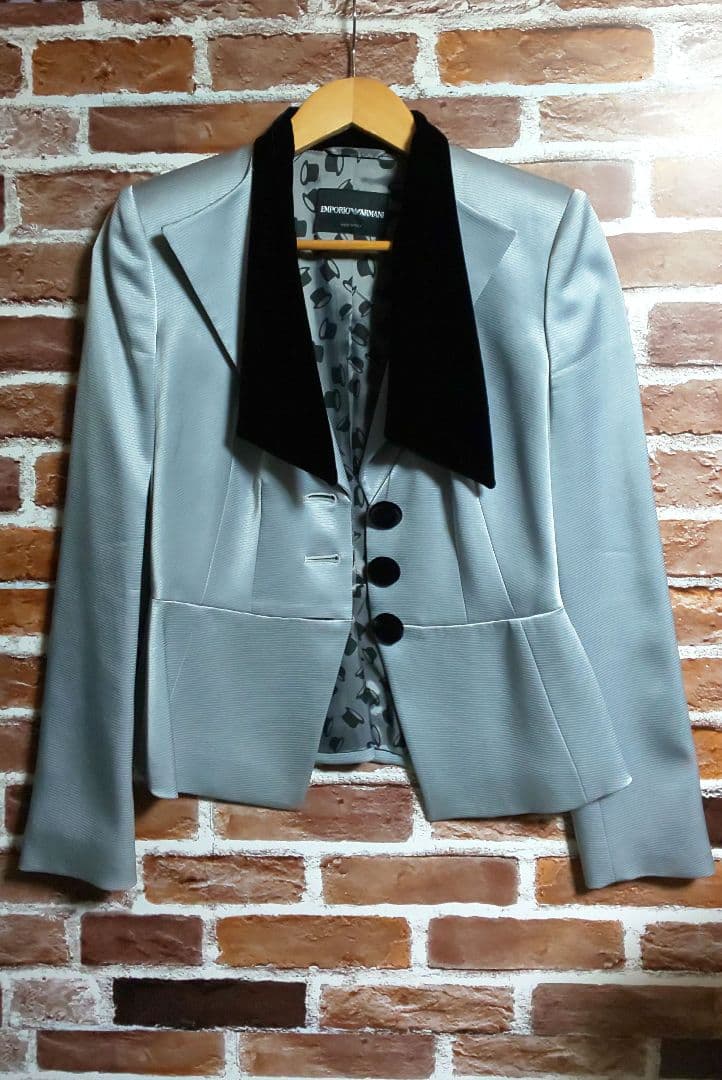 断捨離中【美品】アルマーニ／レディース／ジャケット