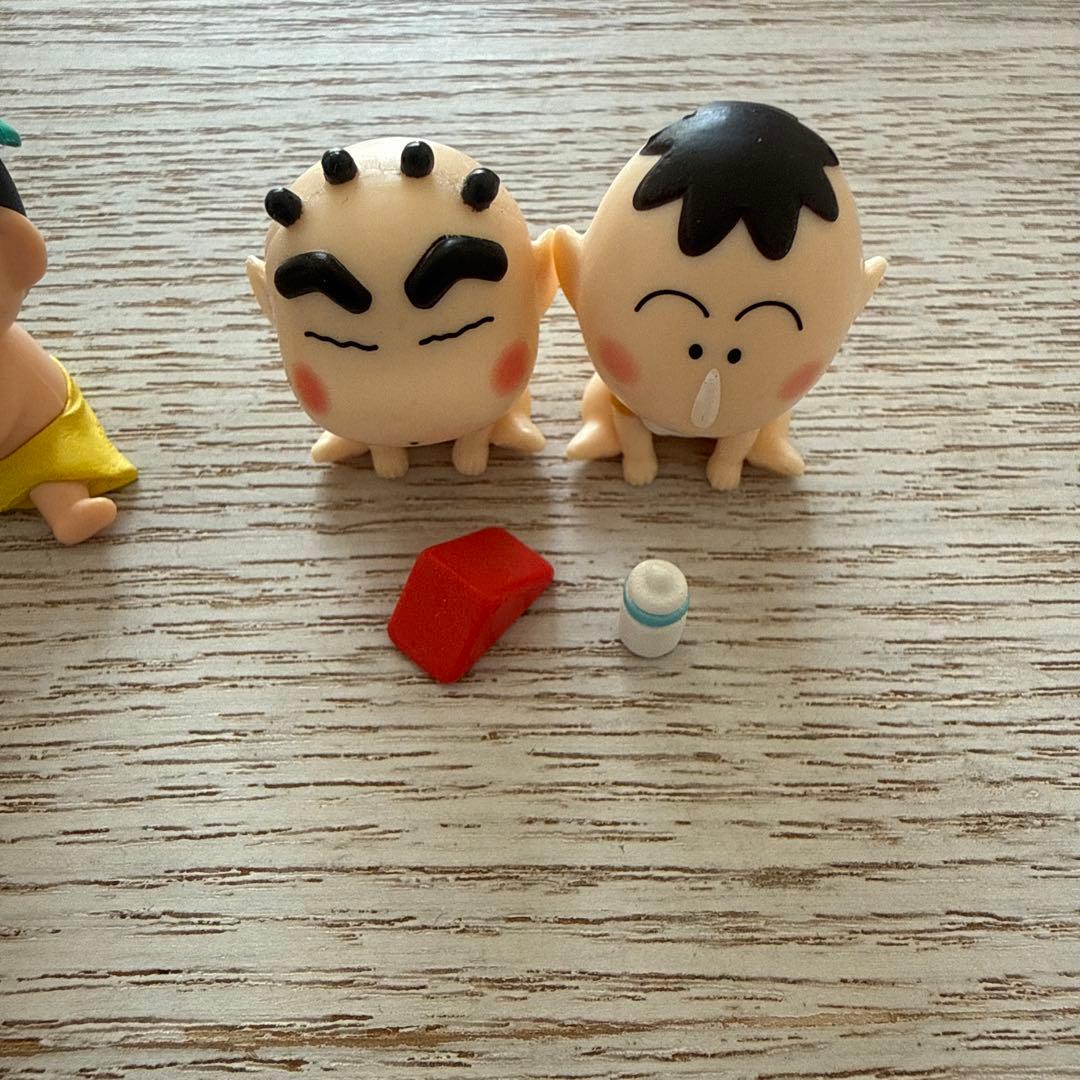 クレヨンしんちゃん フィギュアセット 4体 - メルカリ