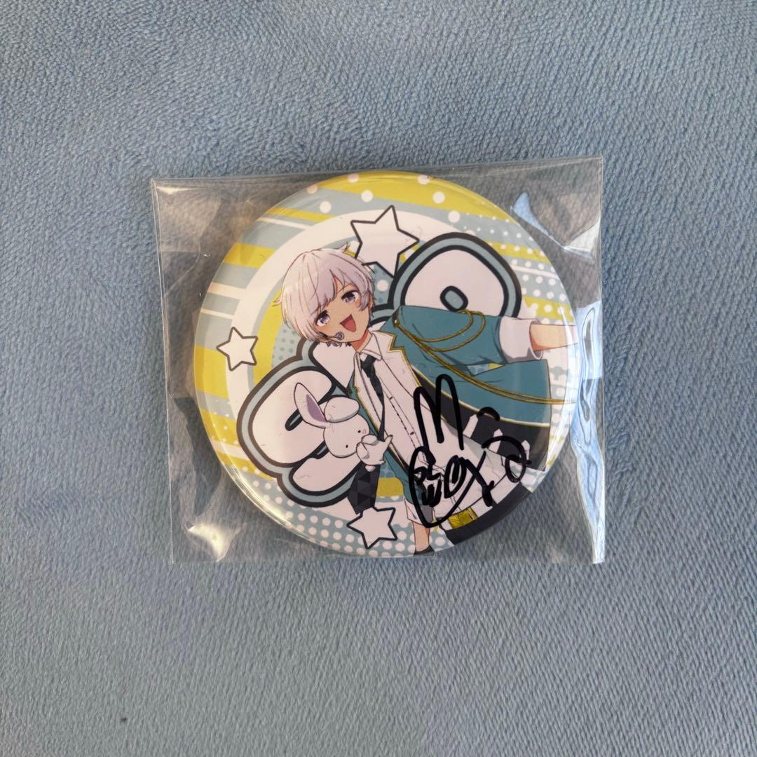 M*S様 いれいす 初兎 サイン缶バッジ Summer Diary - メルカリ