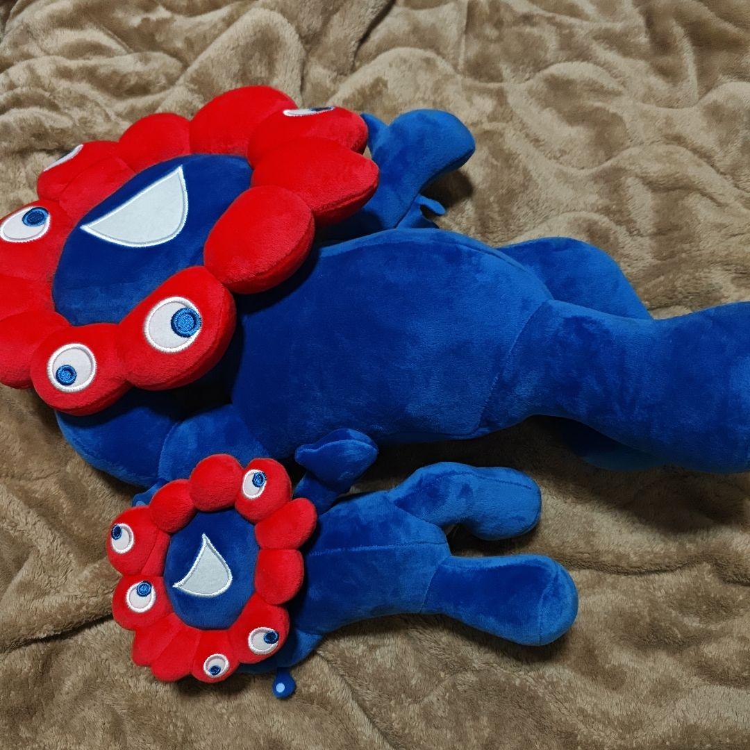 ミャクミャク　寝そべり ぬいぐるみ.万博 EXPO 2等3等セット