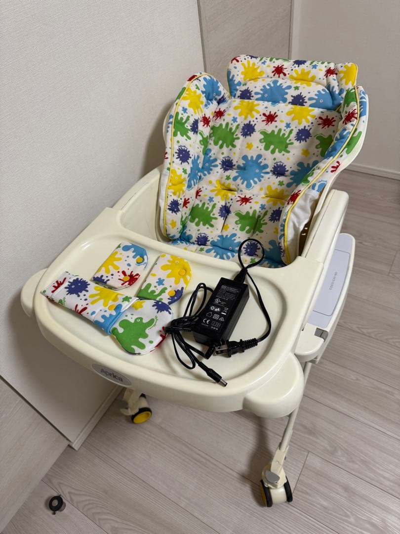 【お値下げ】Aprica　ココチーノオート　電動ハイローベッド＆チェア