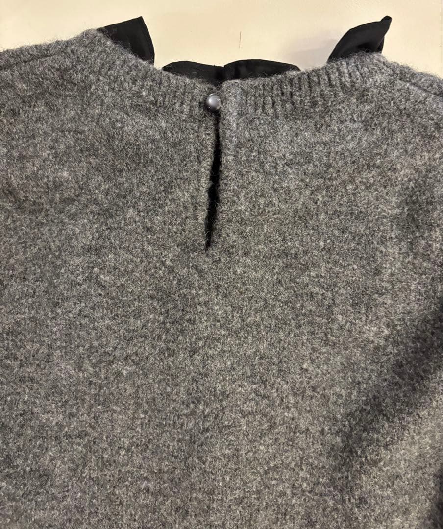 新品タグ付き✨ ジャスグリッティー パール刺繍プルオーバー - メルカリ