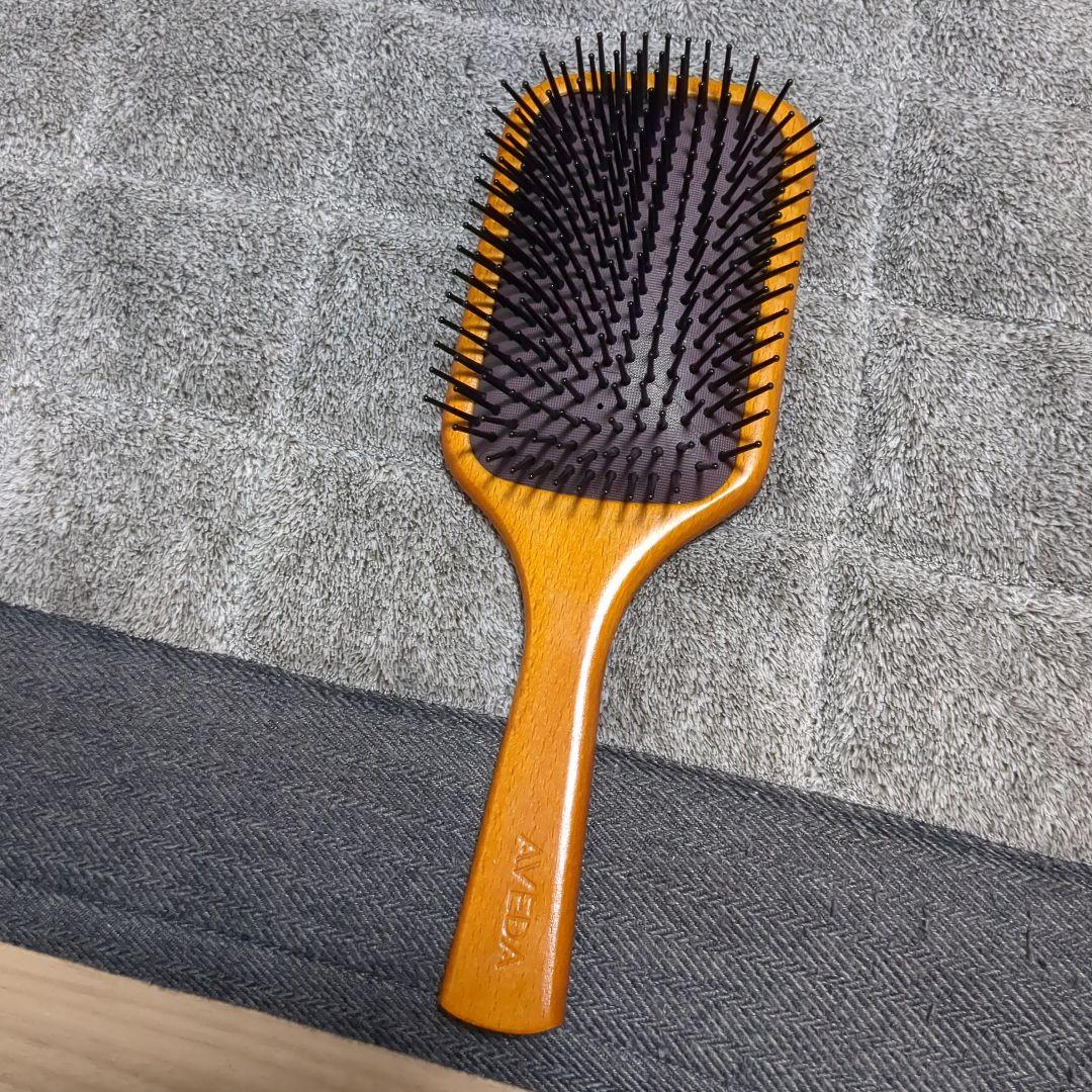 Aveda 木製パドルブラシ