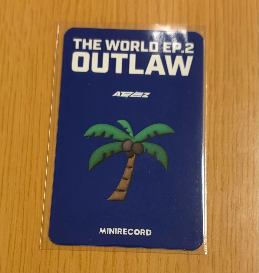 ATEEZ Outlaw ウヨン minirecord トレカ - メルカリ
