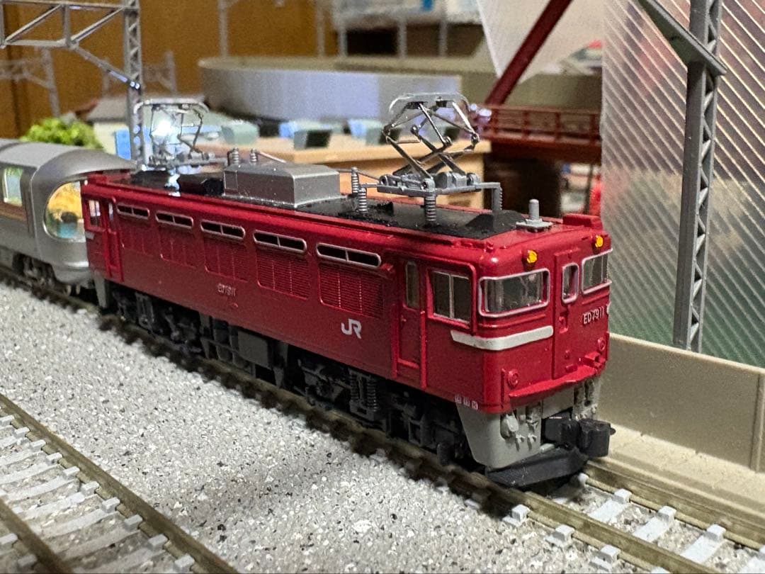 nゲージ KATO 寝台特急 カシオペア 客車12両+ED79形 EF510形