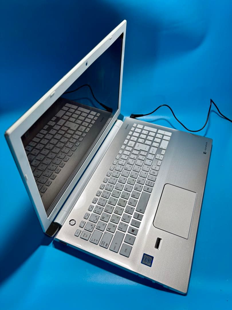 東芝 dynabook T75/DG i7 7500U SSD2TB 16GB - メルカリ