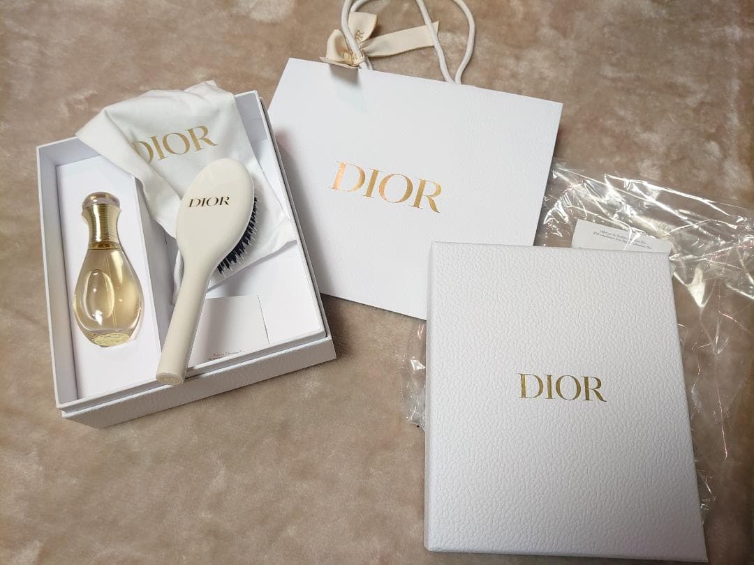 Dior ヘアミストとブラシセット