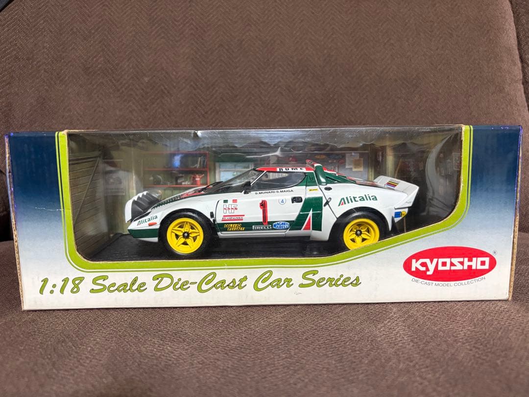 のらくろ京商 LANCIA STRATOS HF ラリー