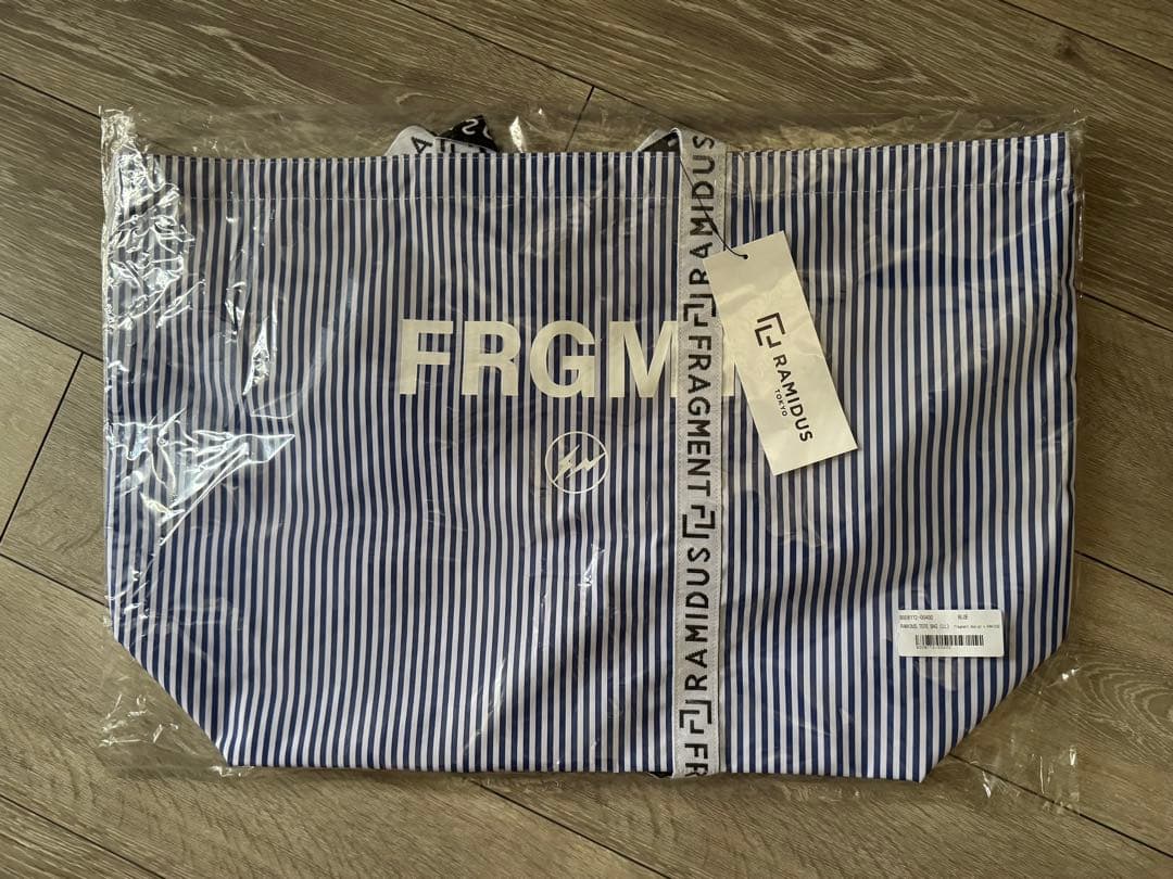 【即完売】RADIUS FRAGMENT TOTE BAG (LL) ブルー