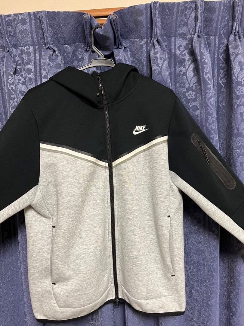 NIKEテックフリース【black＆gray】黒グレー - メルカリ