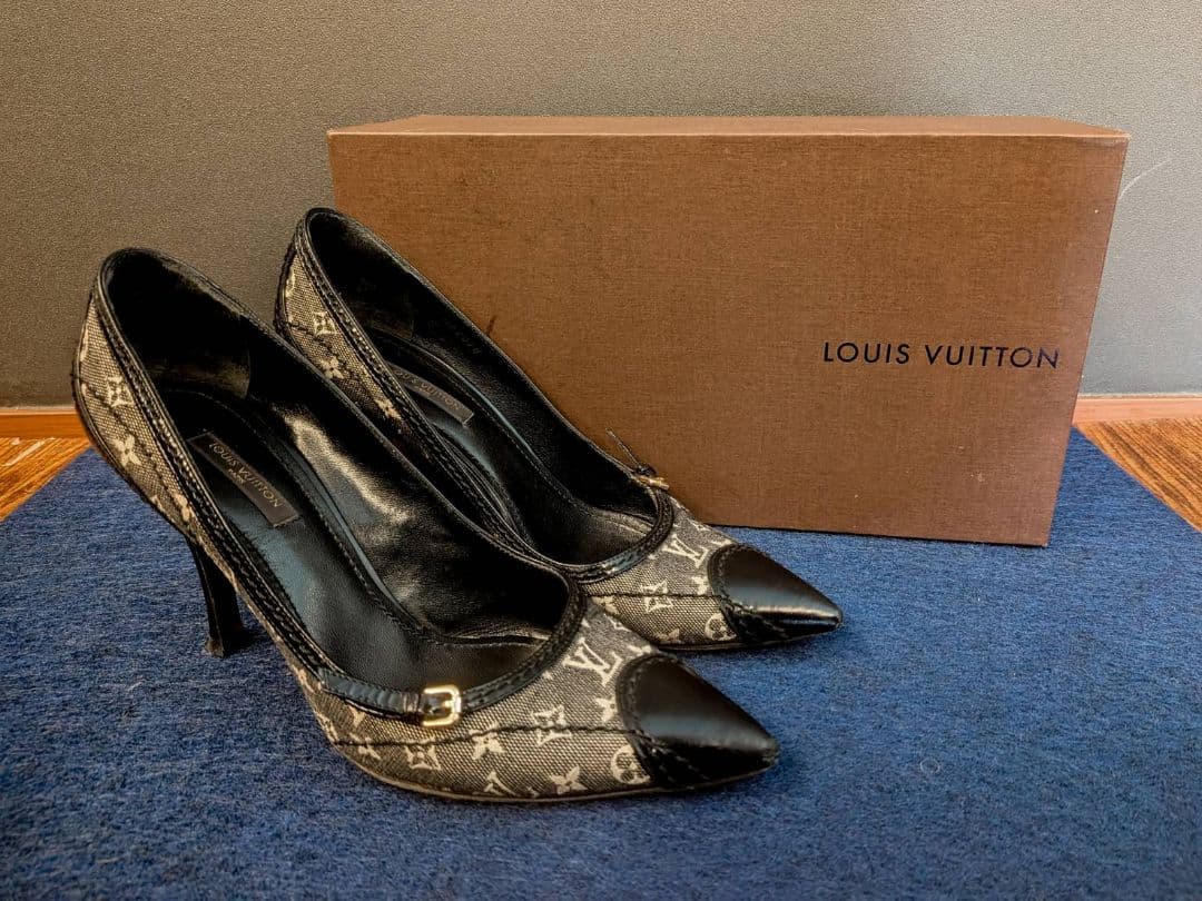 LOUIS VUITTON モノグラム ポインテッドトゥ パンプス モノグラム