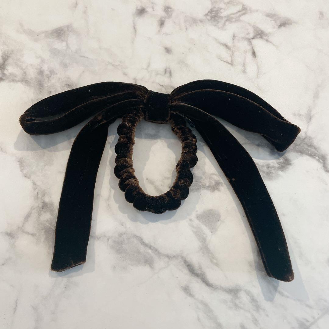 新品未使用 ALEXANDRE DE PARIS ベロアリボンポニー ブラウン - メルカリ