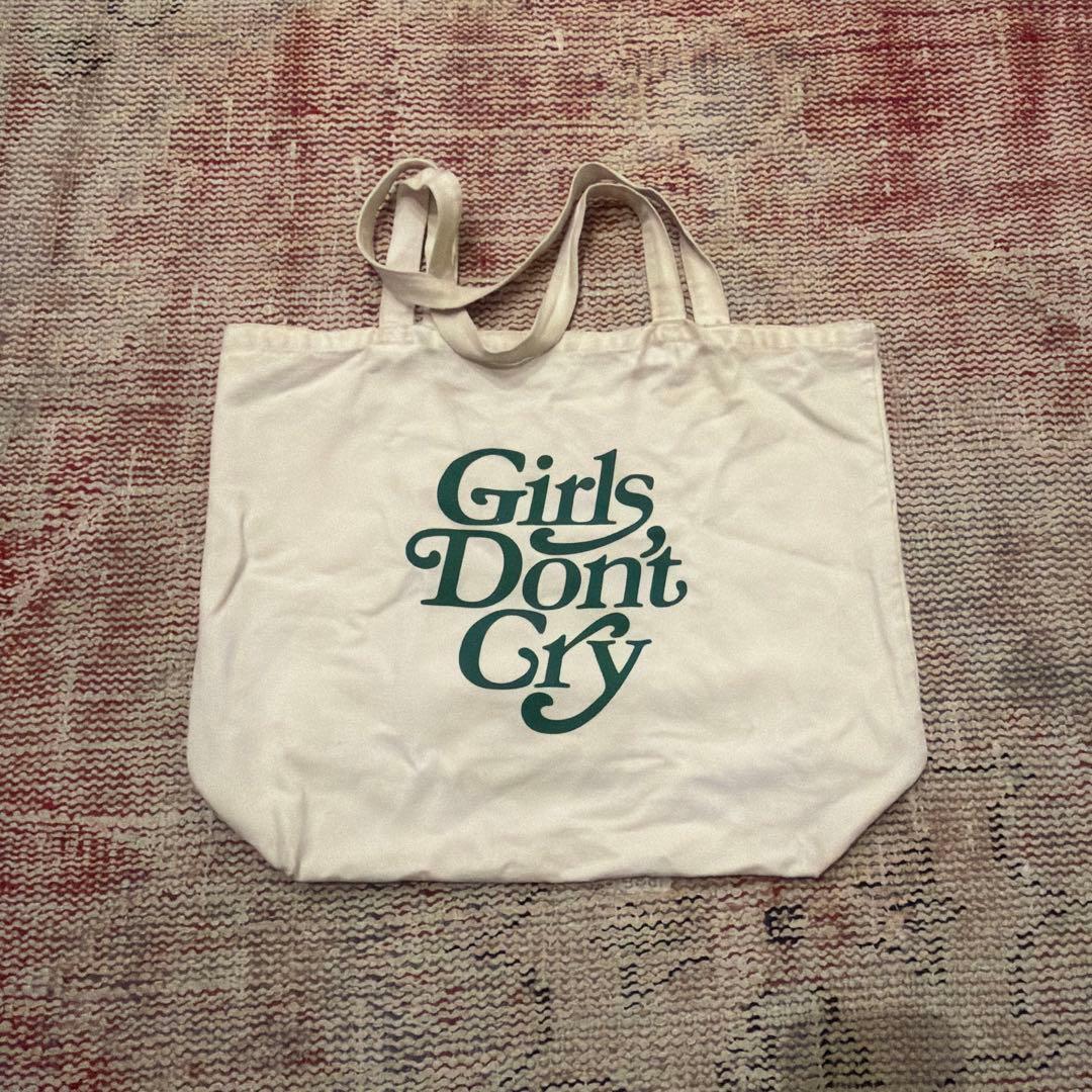 Girls Don't Cry トートバック - メルカリ