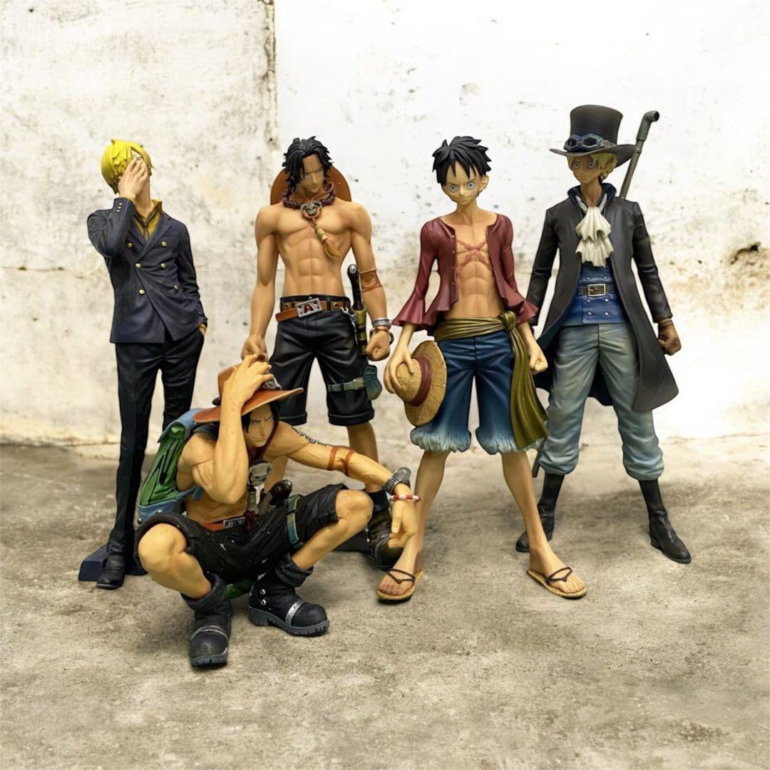 ワンピース フィギュア 5体まとめ売り！ルフィ エース サボ サンジ