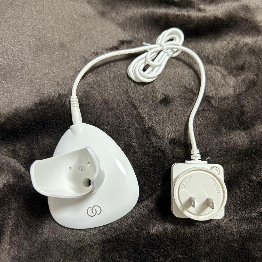 ニュースキン 旧型ルミスパ充電器 - メルカリ