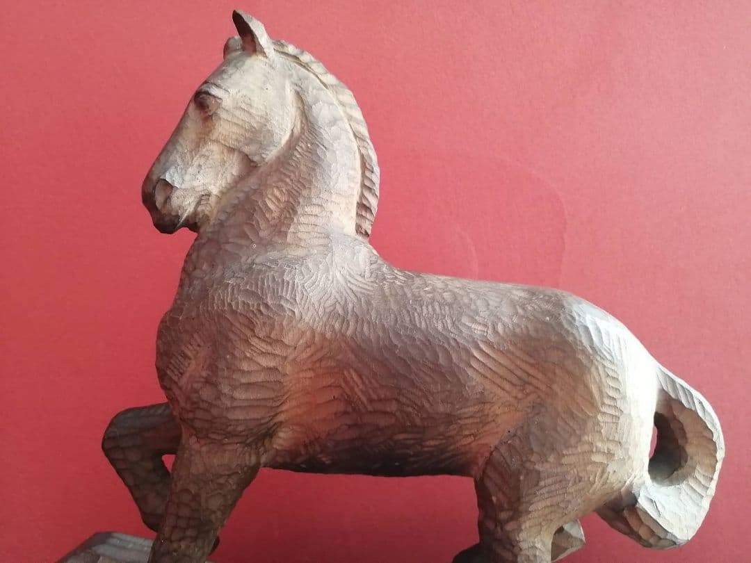 杉本宗一・作　木彫　一木の馬（刻銘有り）