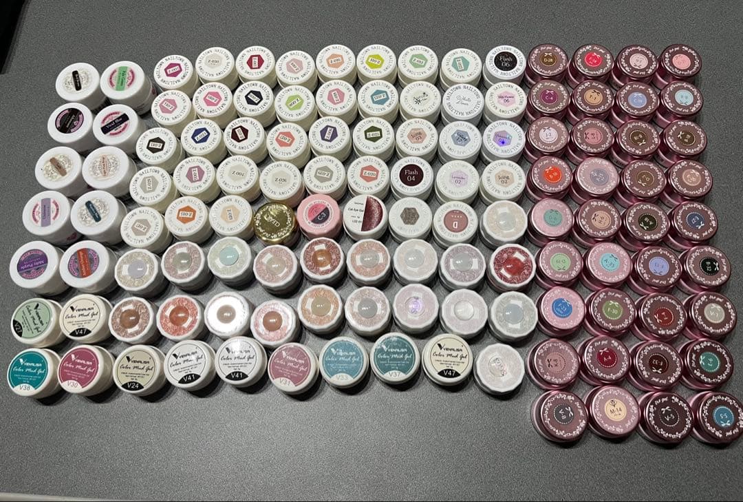 ジェルネイルまとめ売り　121本セット　ネイルタウン　ネイル工房　プチプラ