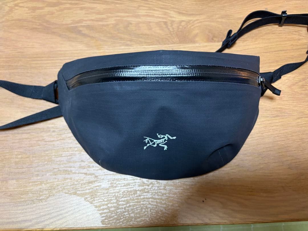 ARC'TERYX アークテリクス グランヴィル クロスボディバッグ
