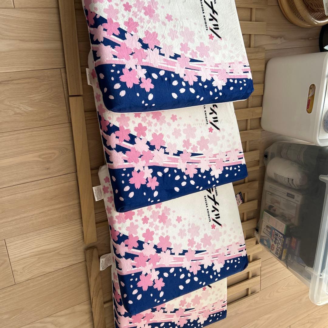 Mリーグ サクラナイツ しまむらコラボクッション 東西南北セット