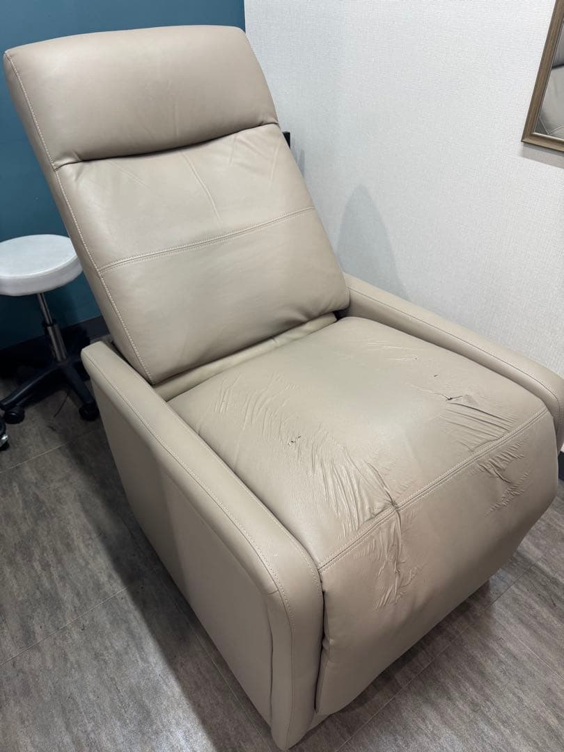 送料込み【GANA】電動リクライニングチェア ウォームグレー マツエク ネイル