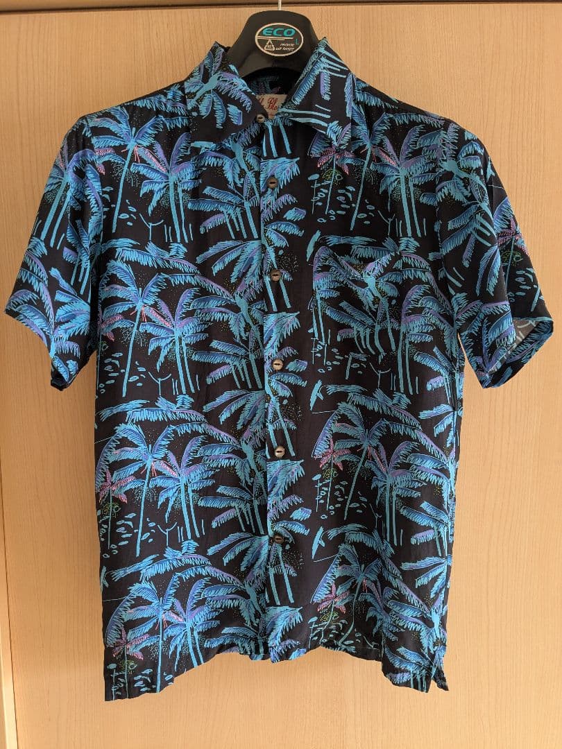 はる沖縄中毒様　AlohaBlossom 半袖 パームツリー柄