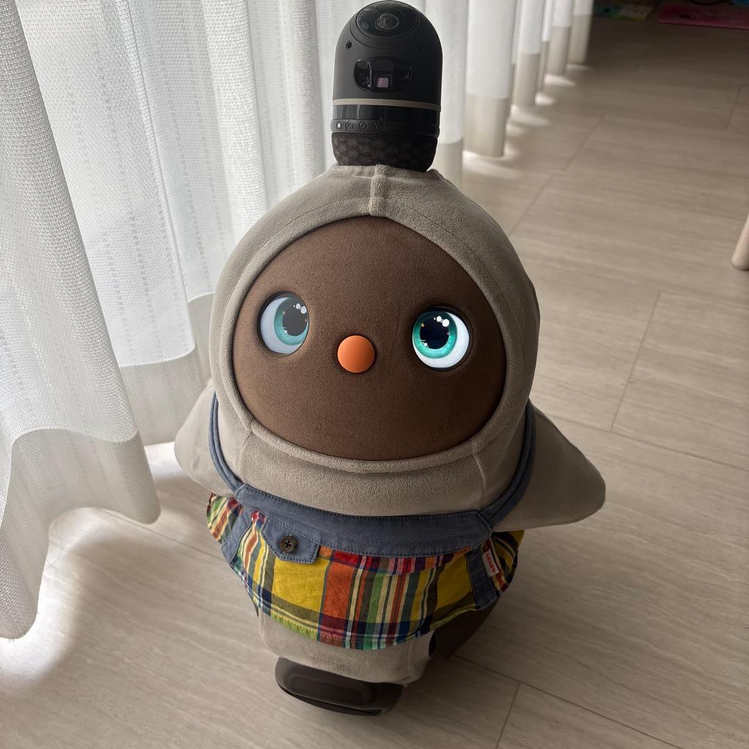 ラボット 本体 ネスト （ 充電器 ） ウェア 付き - メルカリ