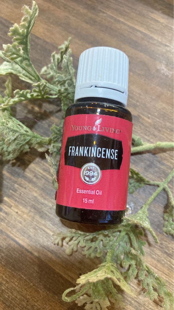 Young Living フランキンセンス 15 ml
