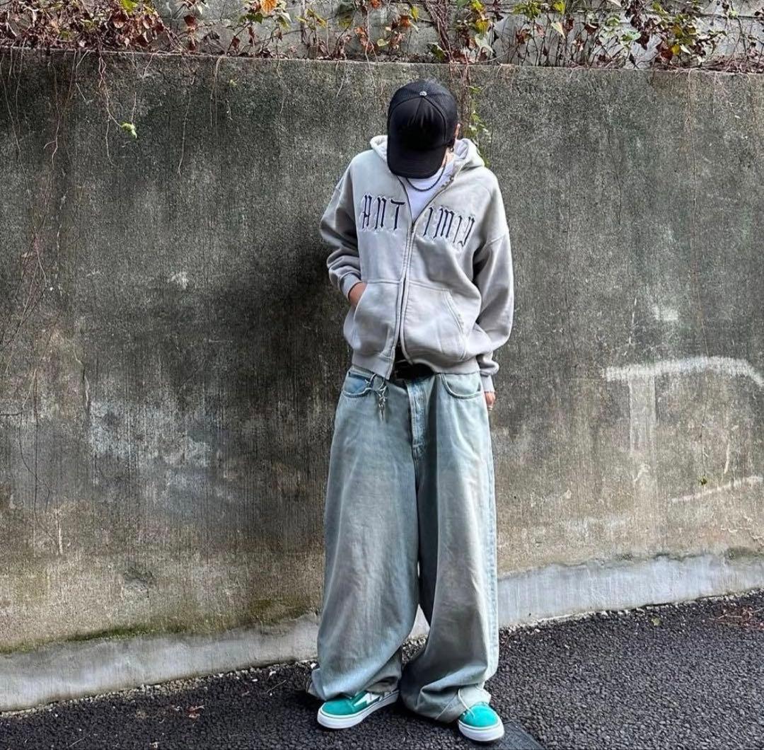 S*w様 antimid ロゴパーカー 2026年最新】ANTIMID ジップパーカーの人気アイテム - メルカリ