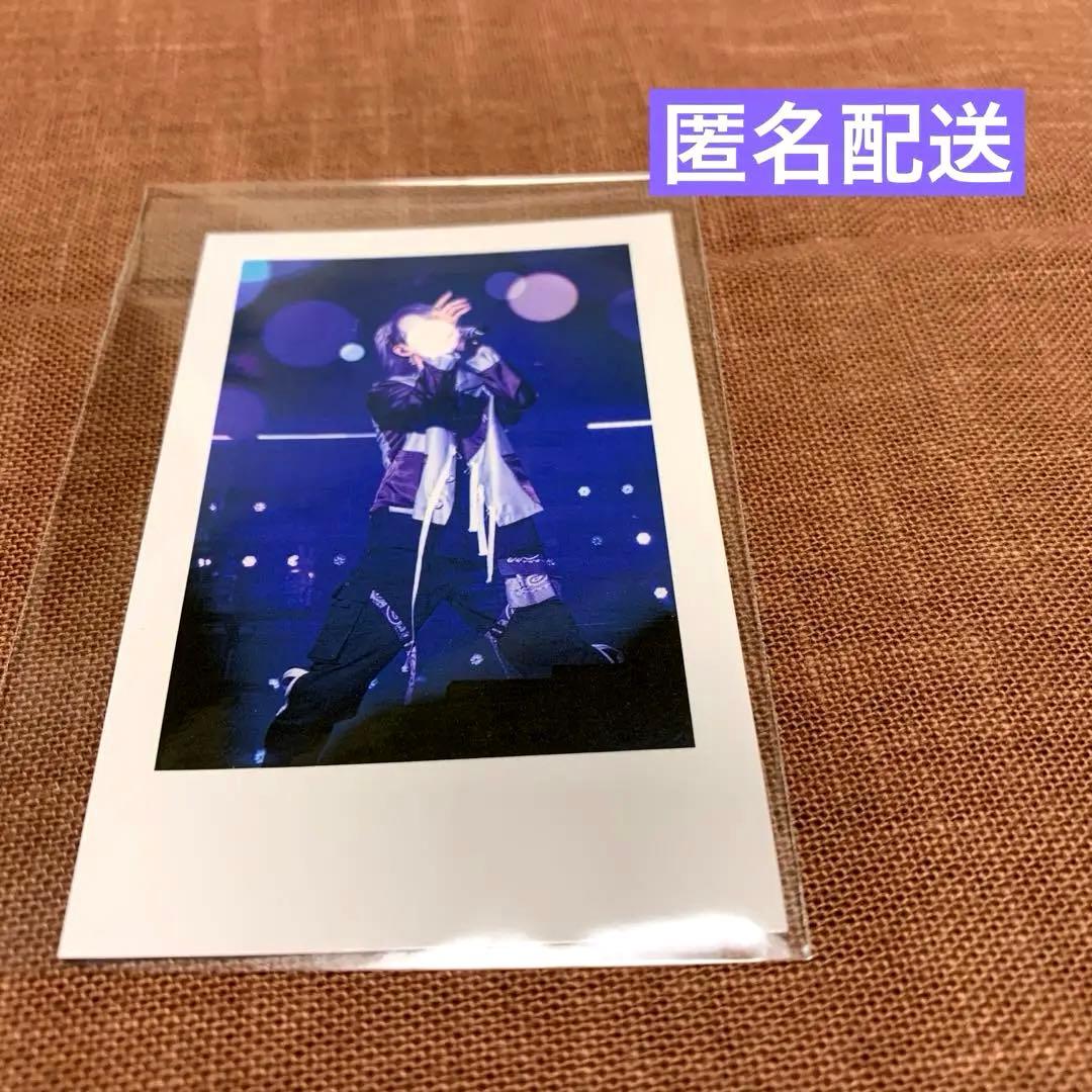 いれいす 実写チェキ風トレカ 武道館 初兎 - メルカリ