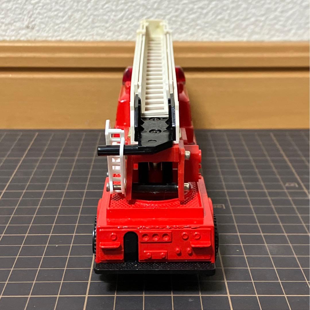 光る梯子消防車 ダイヤペット ヨネザワ 三菱ふそう 光るミニカー 絶版
