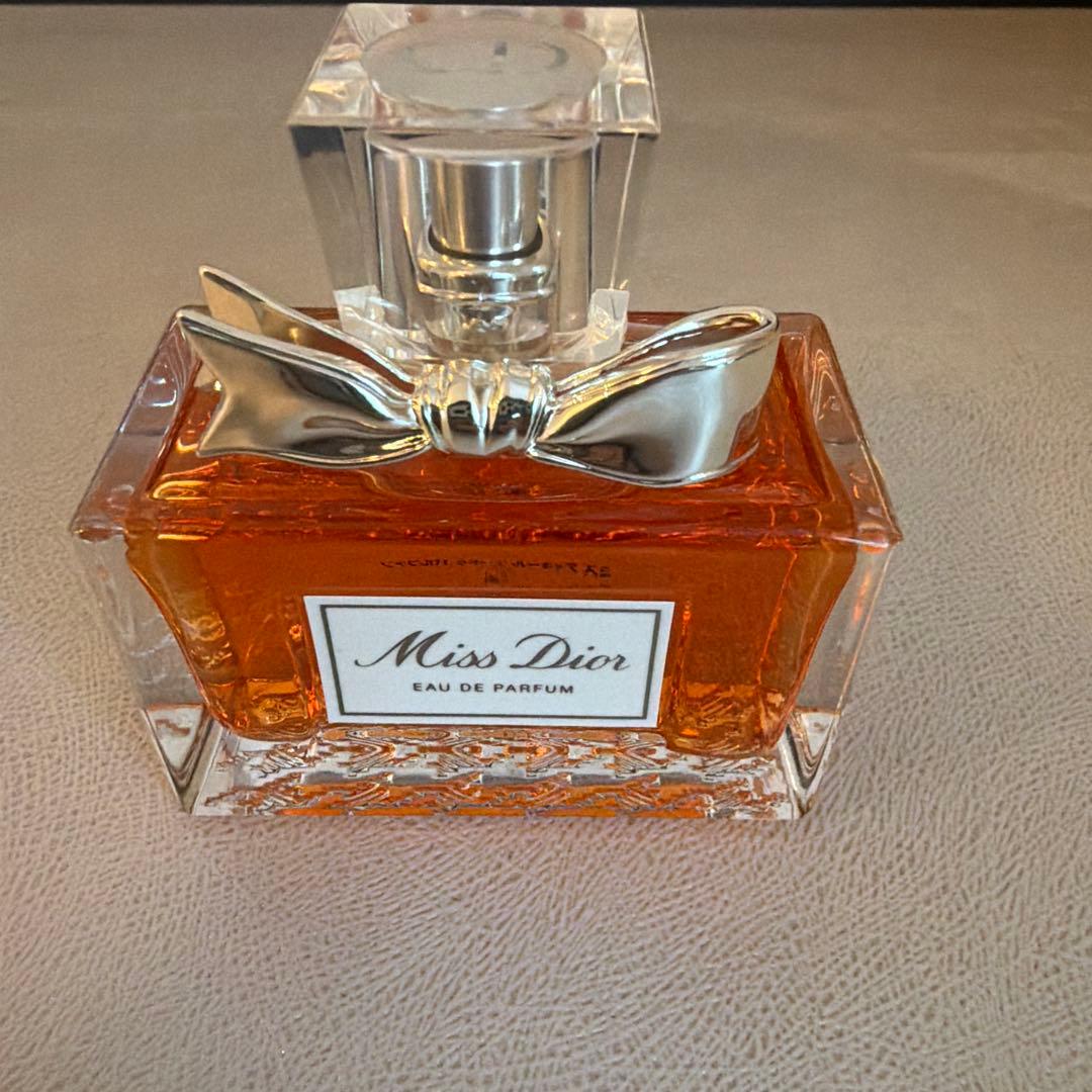ミスディオール　オードュ　パルファン　50ml