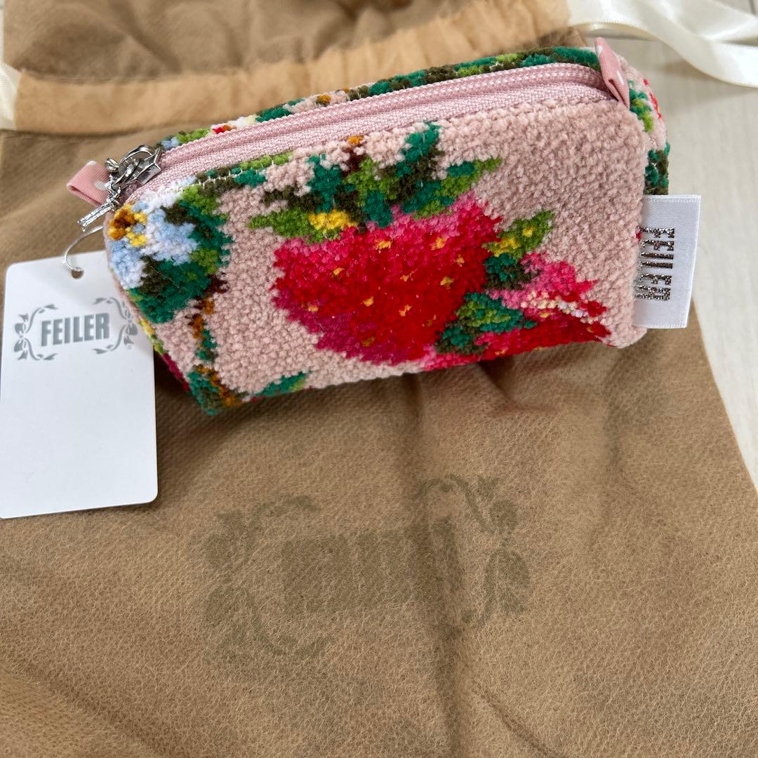 新品」フェイラー ストロベリーフィールドポーチ - メルカリ