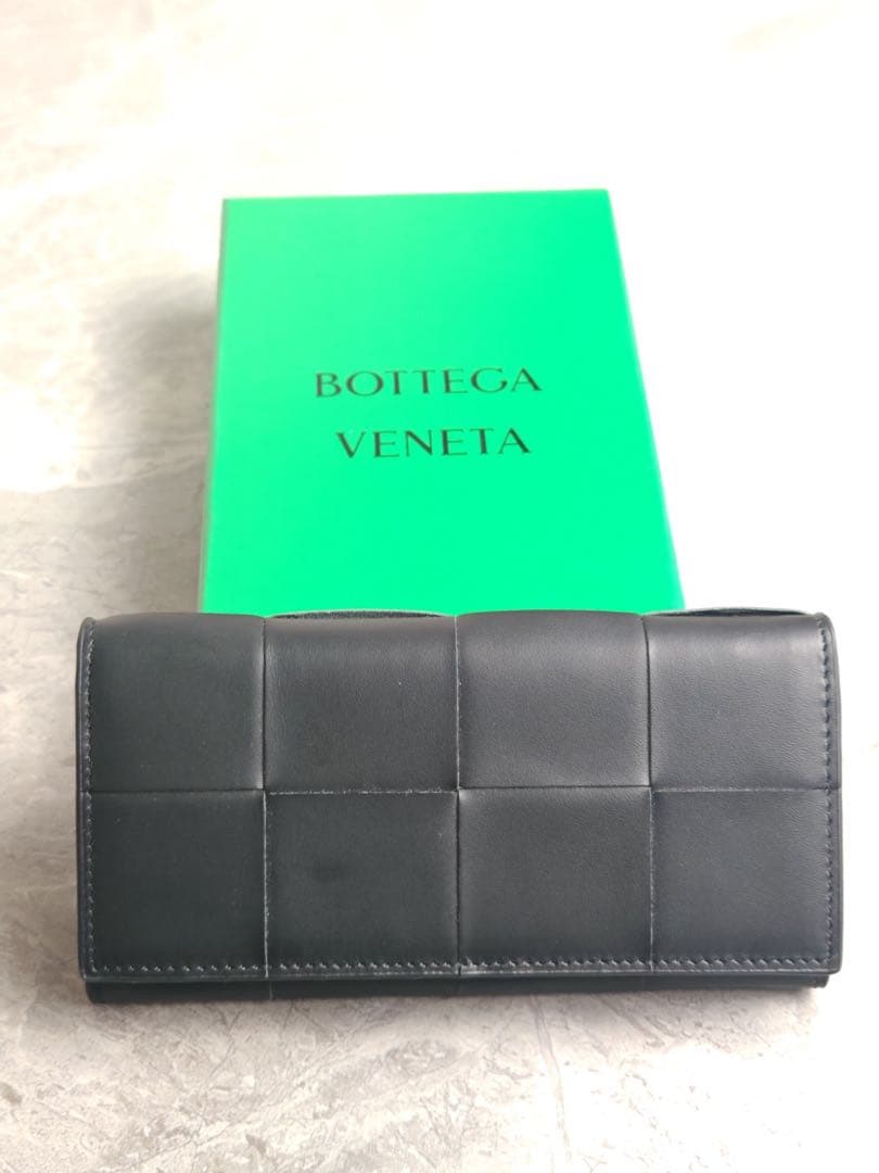 BOTTEGA VENETA ブラック 長財布 箱付き