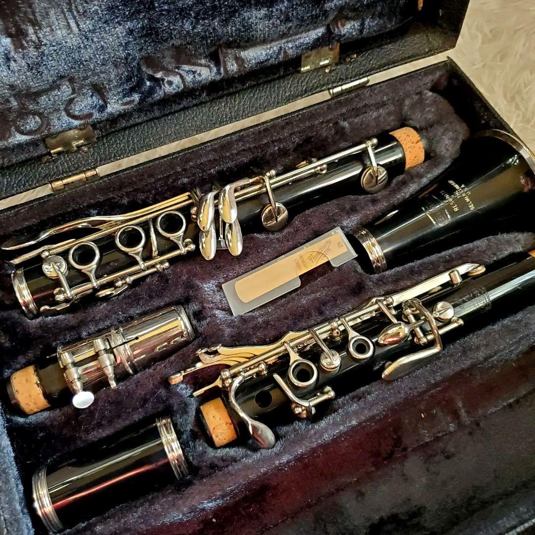希少 SELMER USA BUNDY 577 クラリネット ハードケース教本付 希少 SELMER USA BUNDY 577 クラリネット ハードケース教本付
