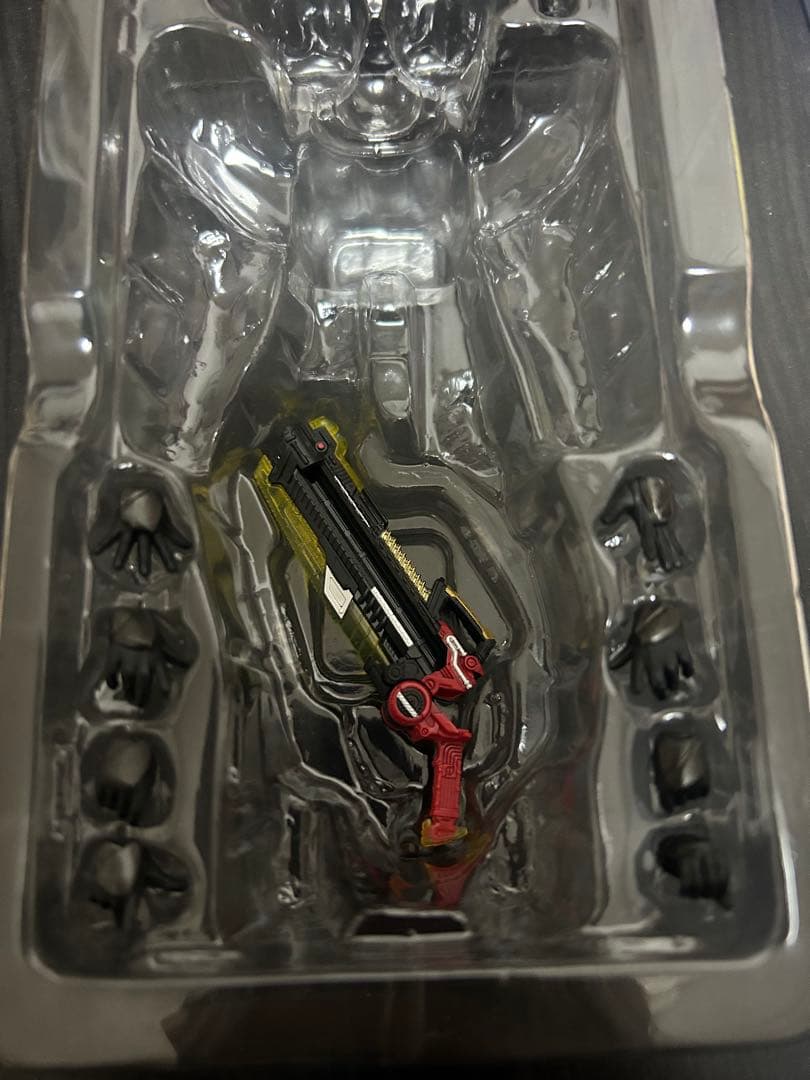 S.H.Figuarts 仮面ライダービルド ラビットラビットフォーム