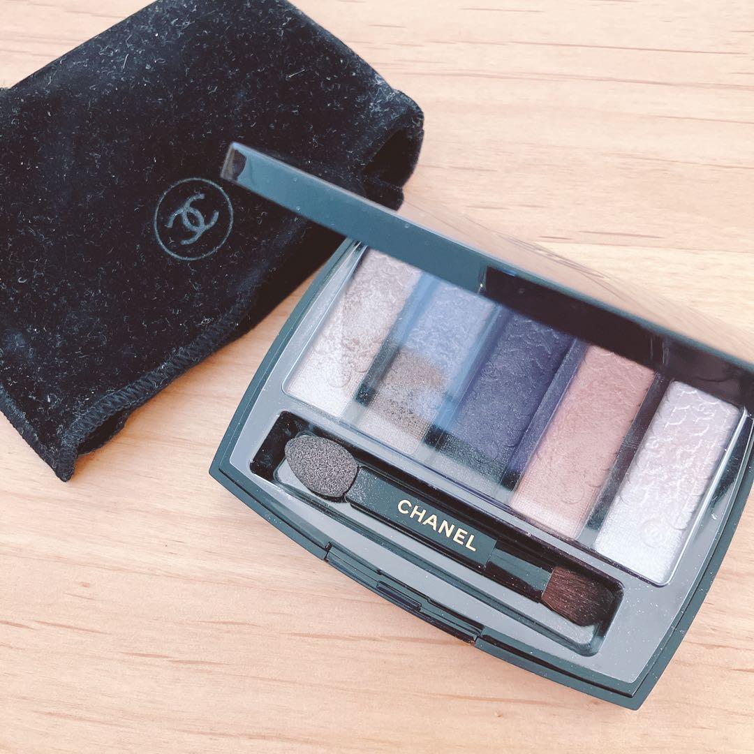 CHANEL ルミエール　グラフィック