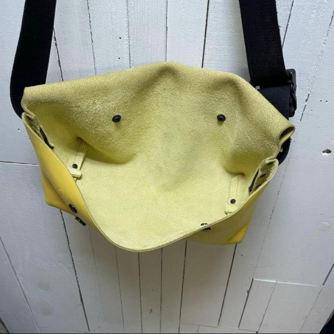 Uni&co.メッセンジャーバッグ ヌメ革 レザーバック 黄XZ 3736ADU