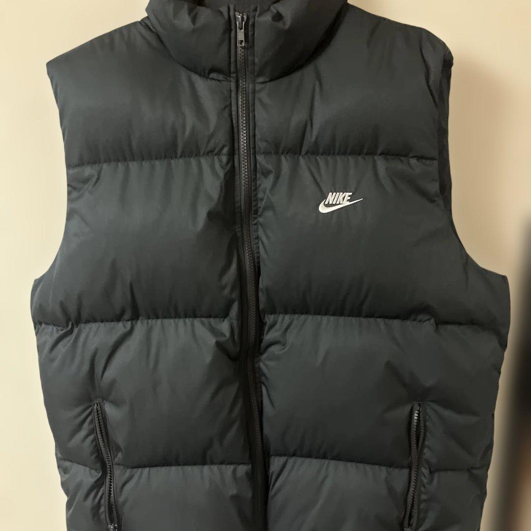 Nike ブラック ダウンベスト L - メルカリ