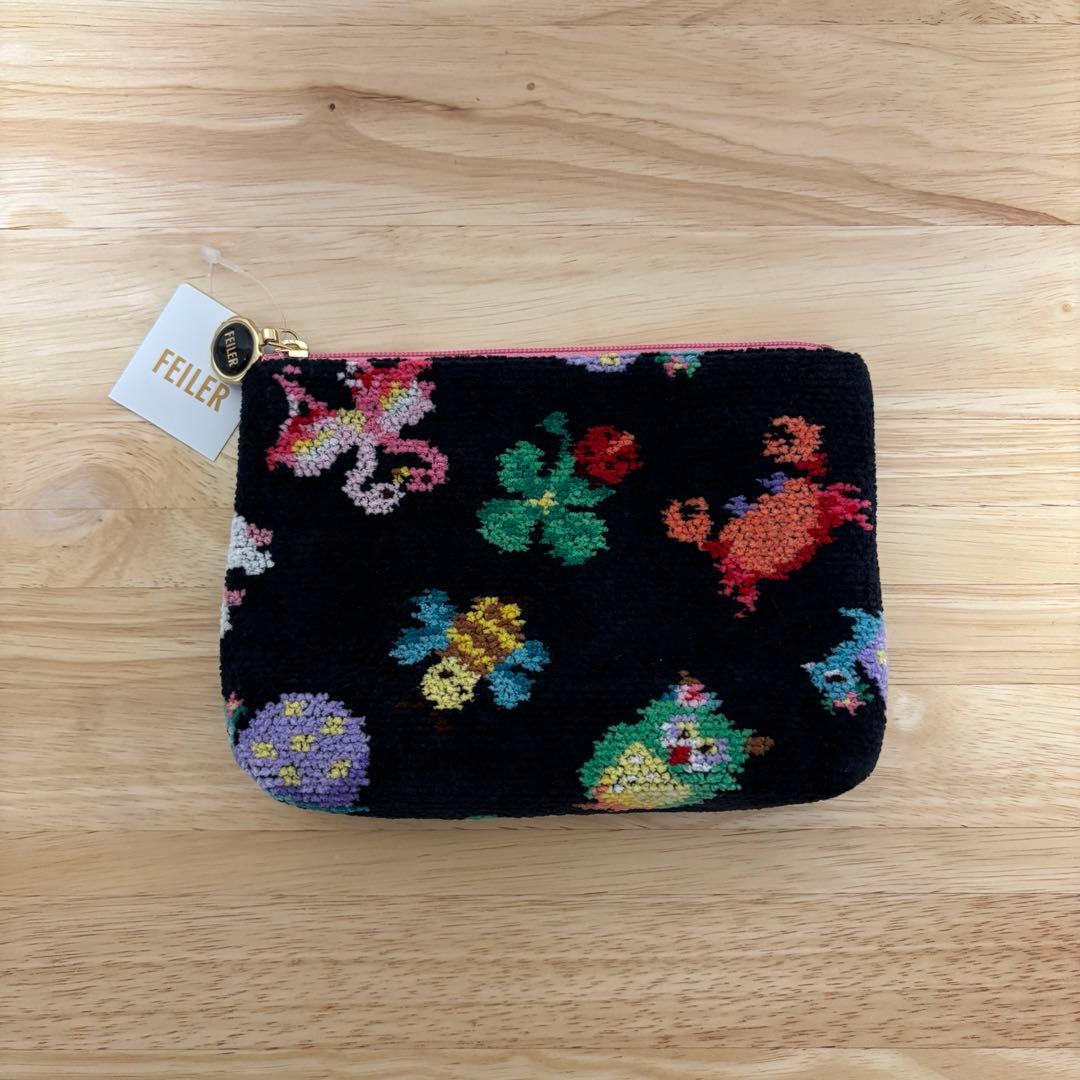 神崎恵さん×フェイラー ファンキーフォーチュン ポーチ ネイビー