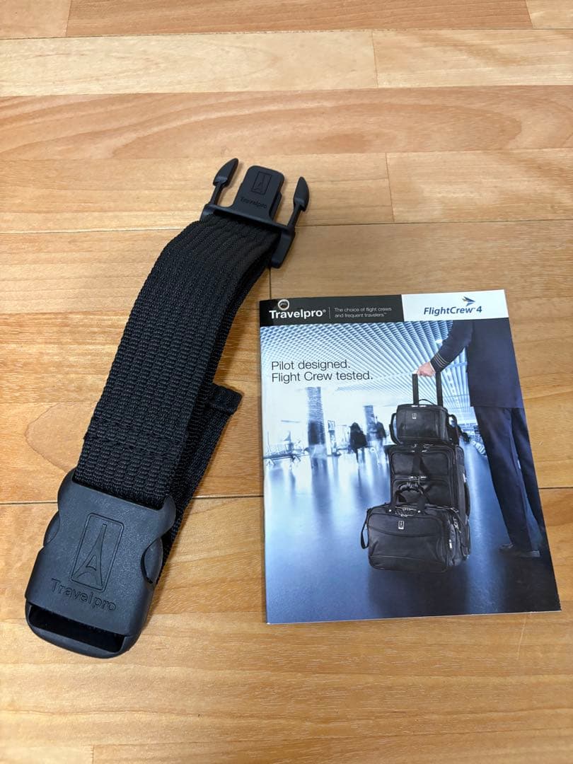 Travelpro FlightCrew4 18インチRollaboard® - メルカリ