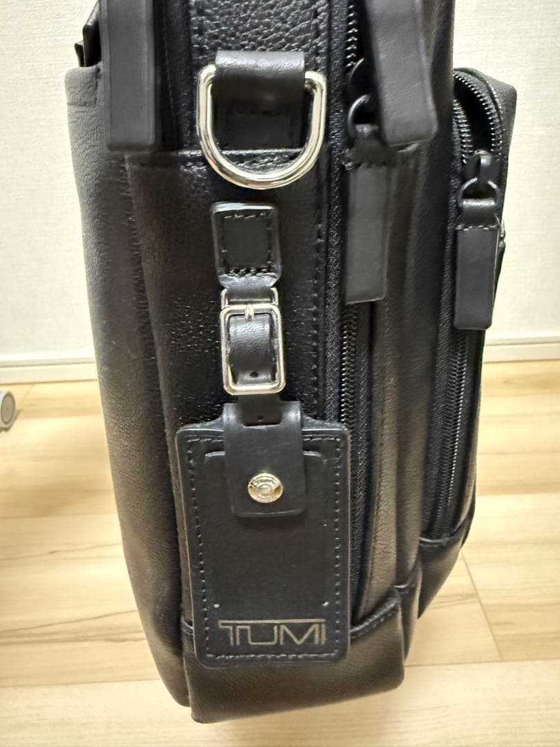 TUMI ビジネスバッグ ブラック レザー【定価10万円超】 - メルカリ