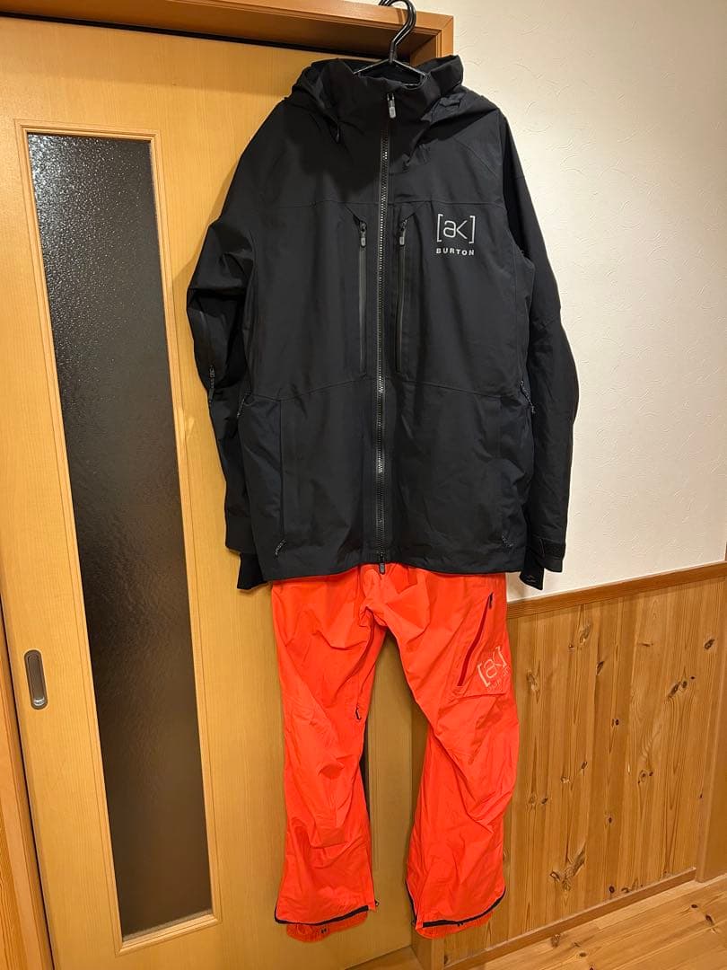 Burton ak サイズXL スノーボードウェア 上下セット