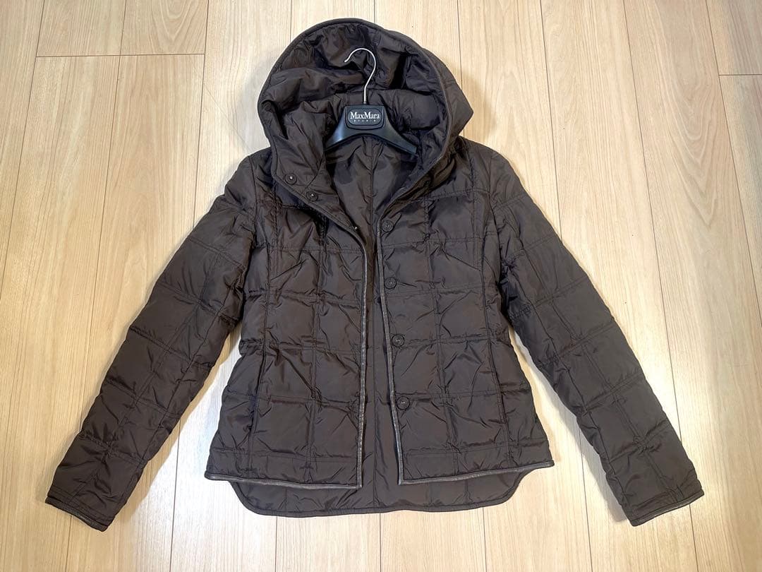 エスマックスマーラ‘SMaxMara☆リバーシブルフード付き軽量ダウンジャケット