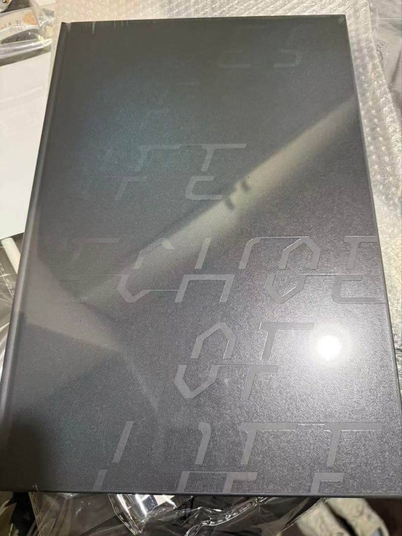 羽生結弦　THE BOOK Echoes of life 新品未開封 アクセじゃら付け「羽生結弦」にうっとり… 最新ムック本が7月31日発売