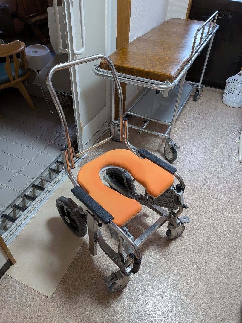 介護用 浴用キャリー 入浴用車椅子 シャワーキャリー