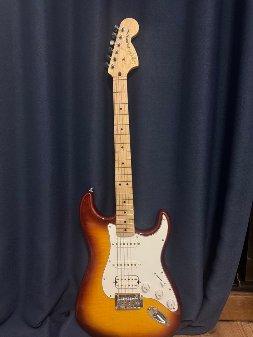 ピカチュウ様専属Squier by Fender Affinity