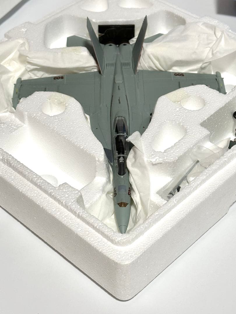 ホビーマスター EA-18G Growler 1/72 VAQ-141 厚木基地 - メルカリ