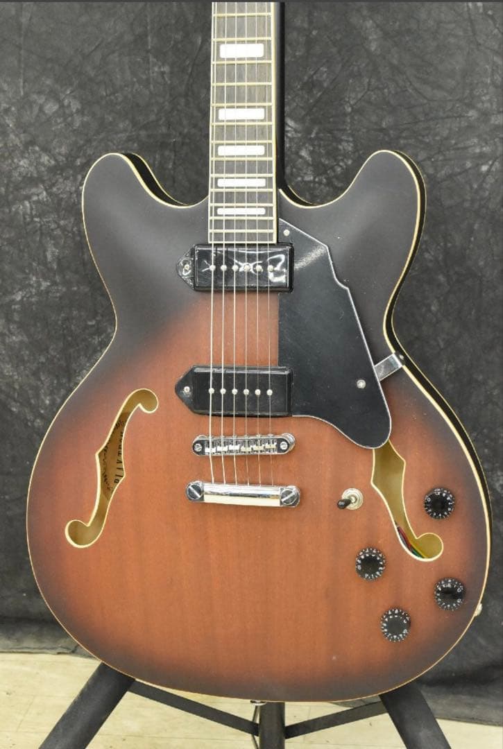 サンバースト セミホロウボディ セミアコ