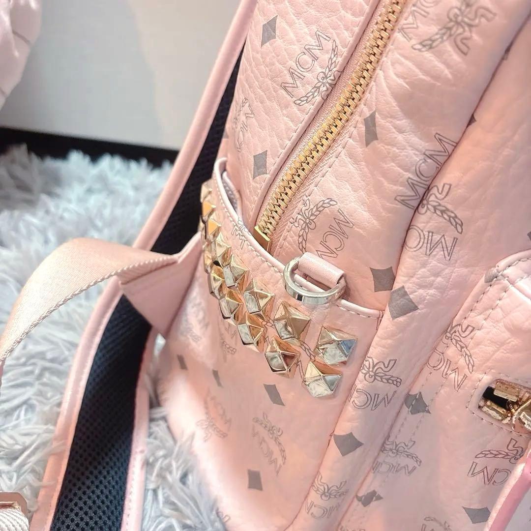 MCM》パウダーピンク リュック スタッズ付き M - メルカリ
